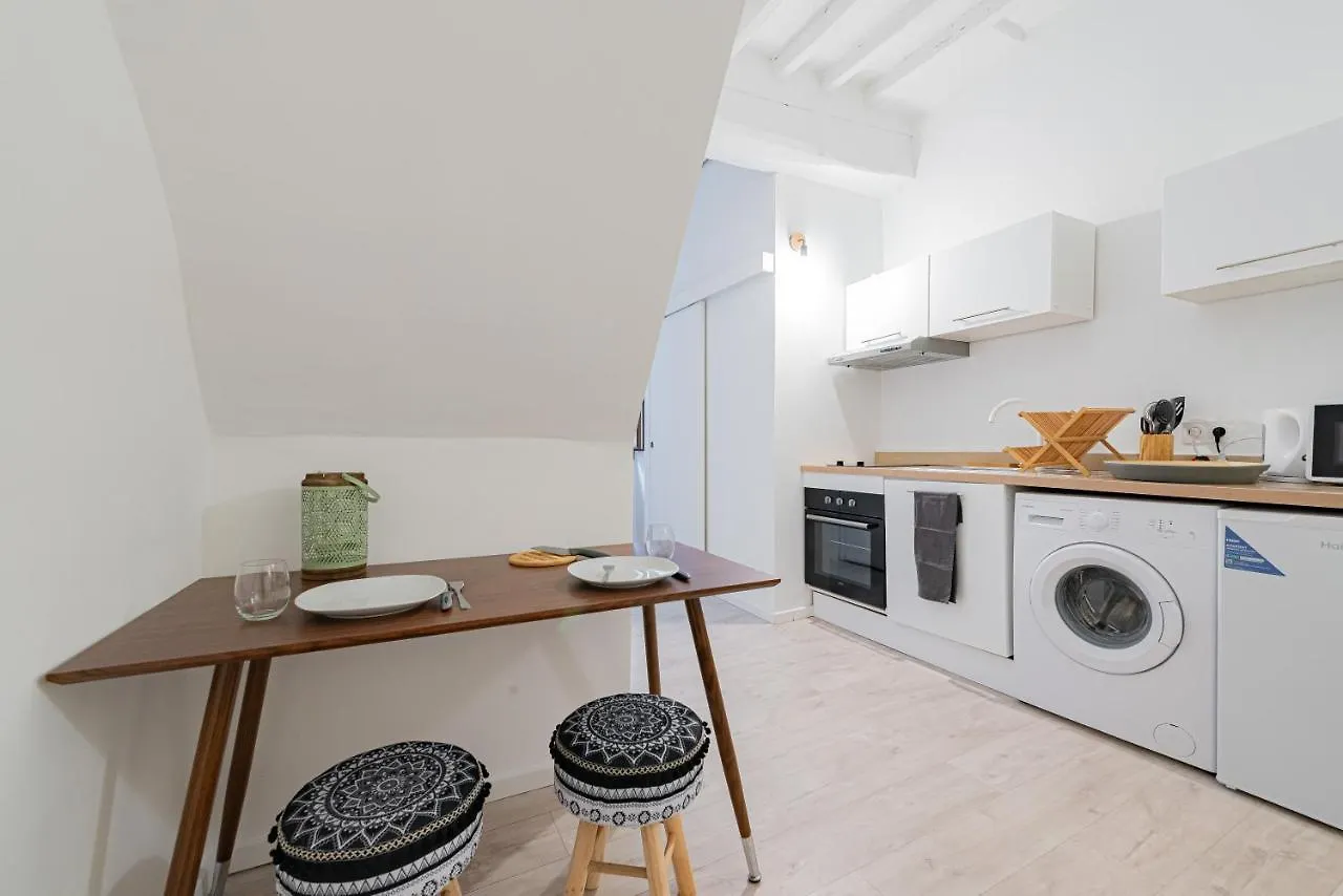 Vence... Un Gout D'Ailleurs Apartment  Vence