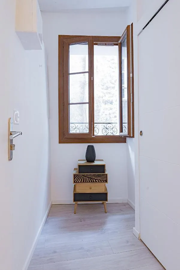 Vence... Un Gout D'Ailleurs Apartment 0*, Vence